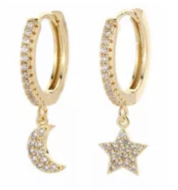 Moon  & Star Huggie Earrings (Gold)